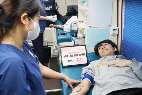 안랩은 창립 28주년 맞아 임직원 대상으로 ‘생명 나눔’ 헌혈 행사를 진행했다.