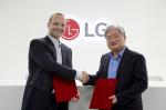 LG CNS, 1300억원 규모 日 태양광 발전사업 구축한다