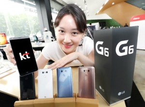 KT, LG ‘G6+ㆍG6 32G’ 출시…내달부터 판매 시작